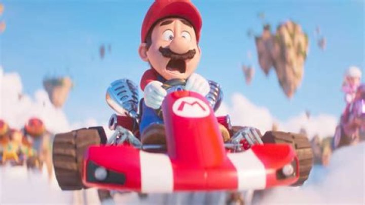 What do the icons on Mario Kart mean?